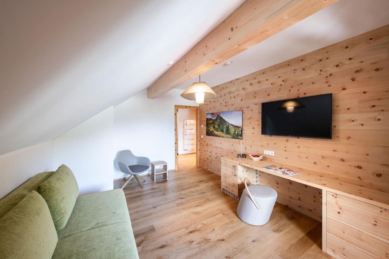 Almgut - Mountain Wellness Hotel Sankt Margarethen im Lungau Eksteriør bilde