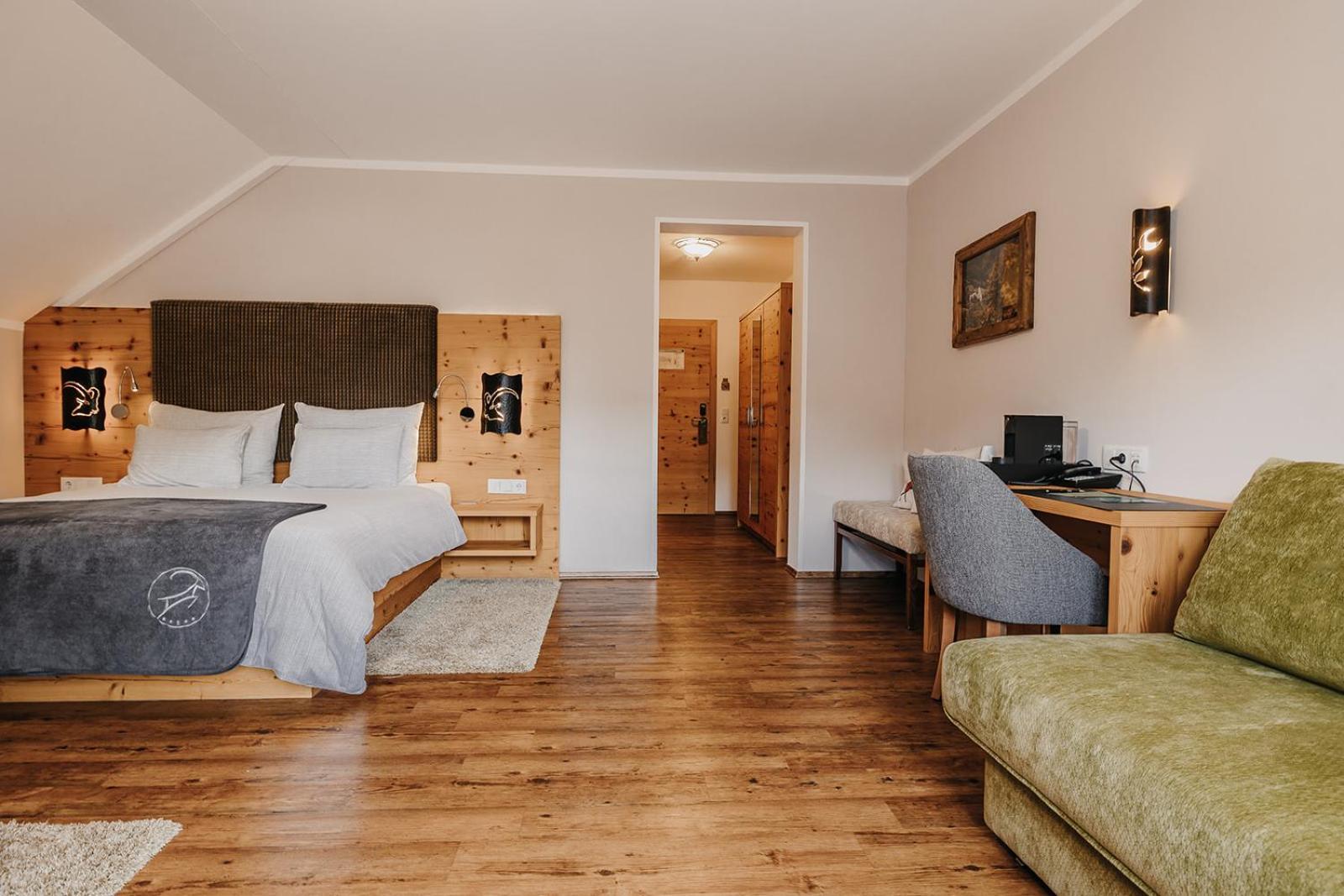 Almgut - Mountain Wellness Hotel Sankt Margarethen im Lungau Eksteriør bilde