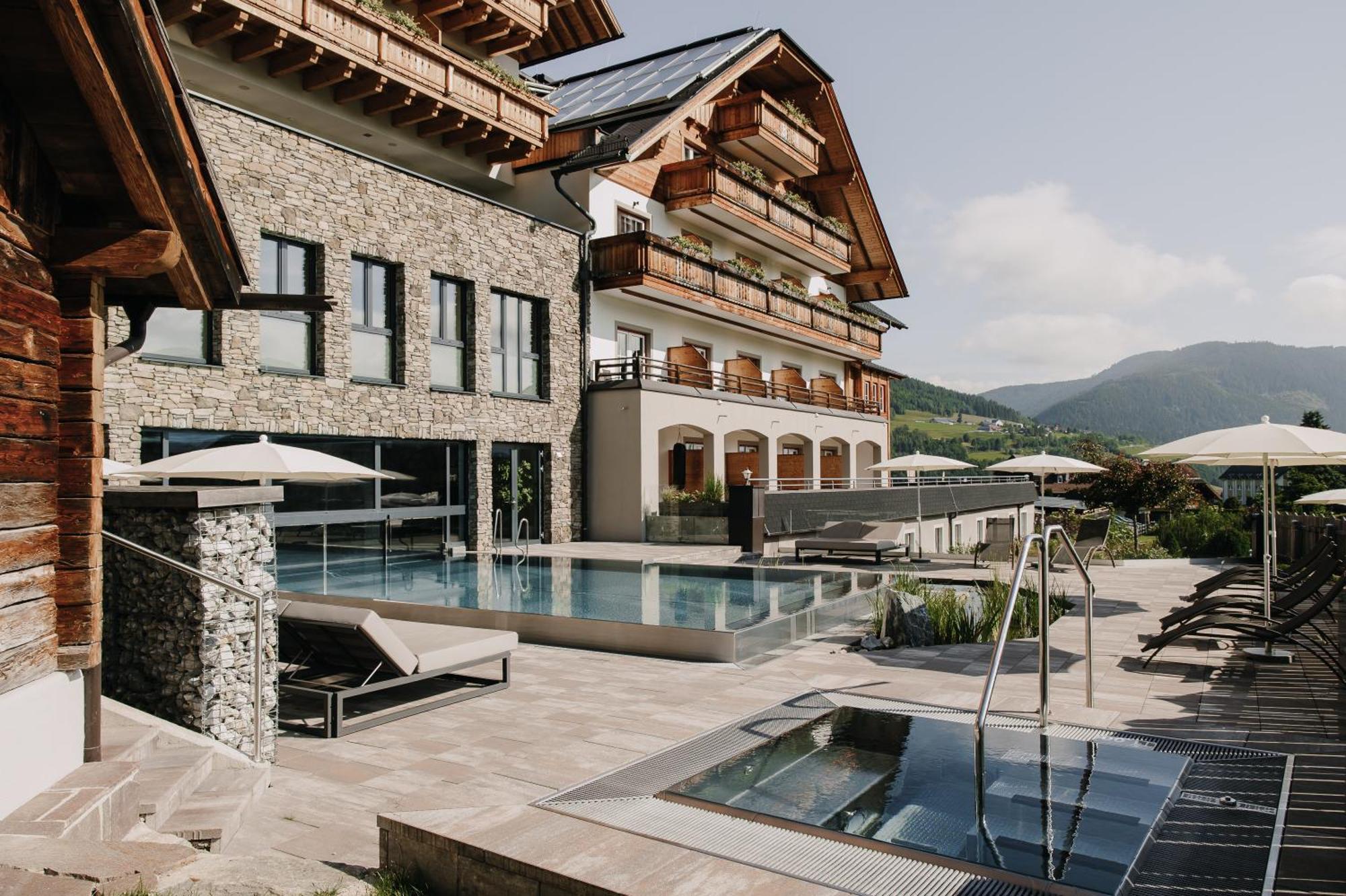 Almgut - Mountain Wellness Hotel Sankt Margarethen im Lungau Eksteriør bilde